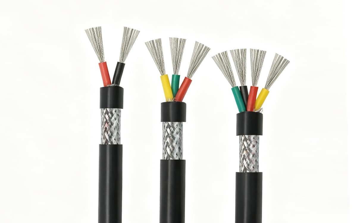 HULK multi-core shielded control cables in 2, 3, and 4-core configurations, featuring tinned copper conductors, color-coded insulation, dual-layer shielding (foil + braid), and black outer jacket for noise-resistant signal transmission in industrial automation and robotics.
