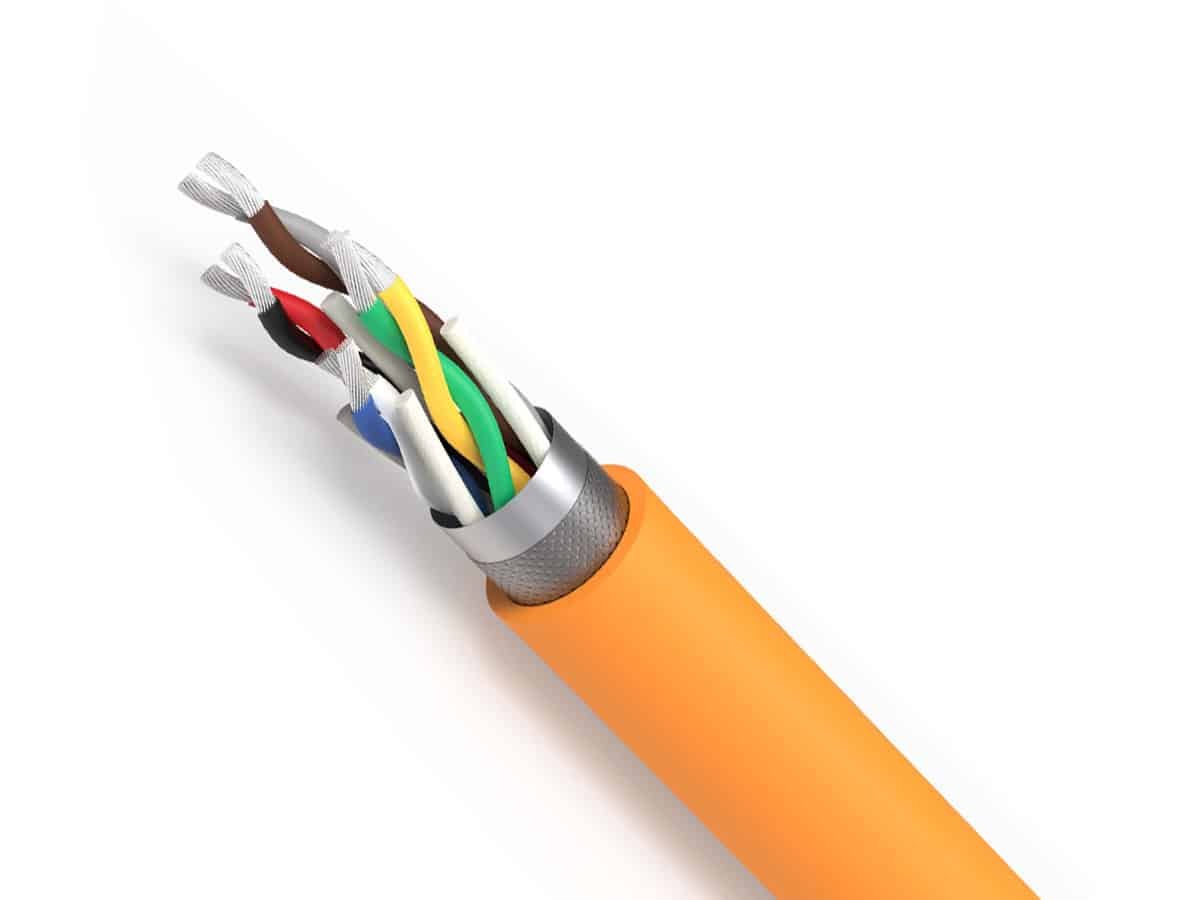 Hulk Cable high-flex servo cable cross-section showing multi-colored twisted pairs, braided shielding, and orange PUR jacket for EMI resistance and durability in dynamic automation